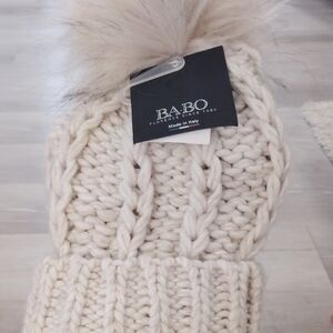 Cream Knit Pom-Pom Hat